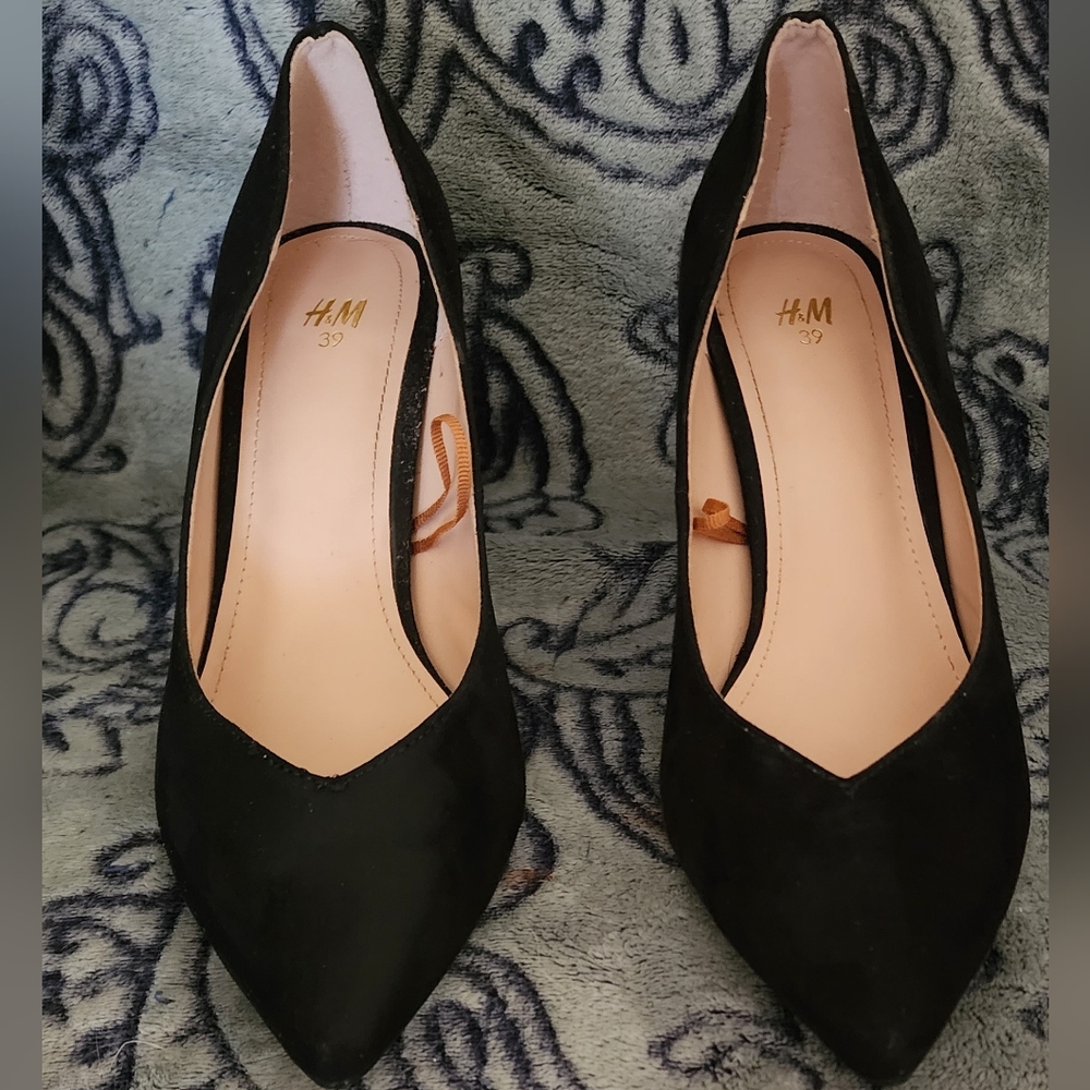H&M size 8 black high heels